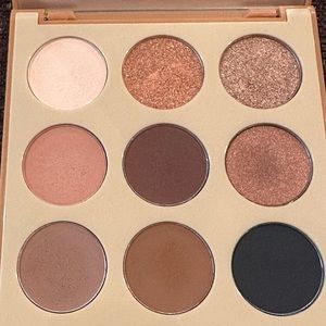 Morphe 9T Neutral Territory Artistry Palette